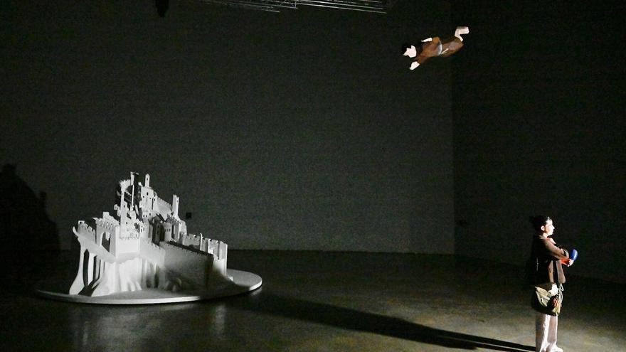 El Guggenheim rebaja la entrada esta tarde hasta en un 50% para cerrar la exposición de Mark Leckey