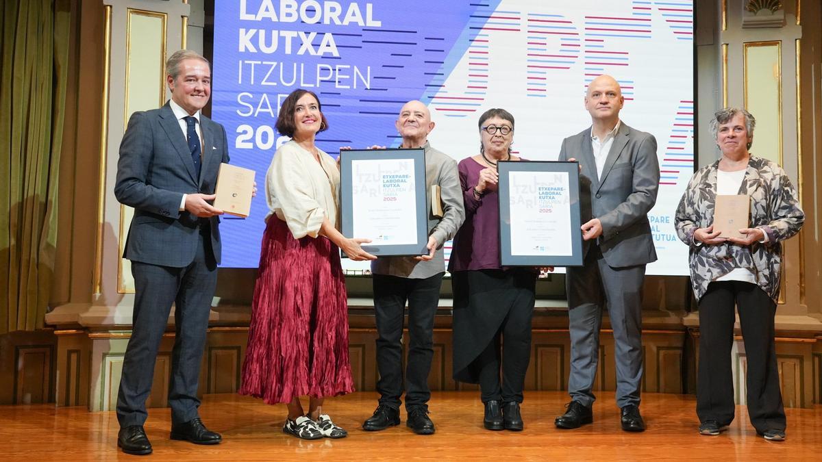 Un momento de la entrega del premio.