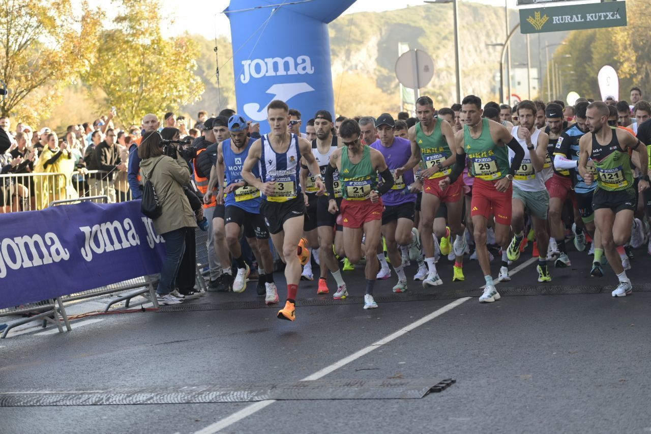 En imágenes: Ilusión y concentración en la salida de la Behobía- San Sebastían