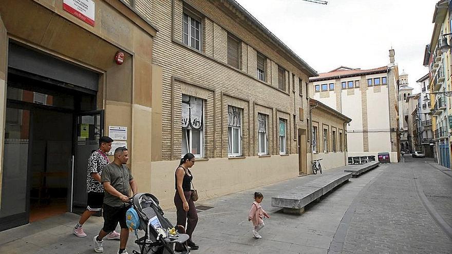 María Camino Oscoz, el nuevo nombre de la escuela infantil de Descalzos