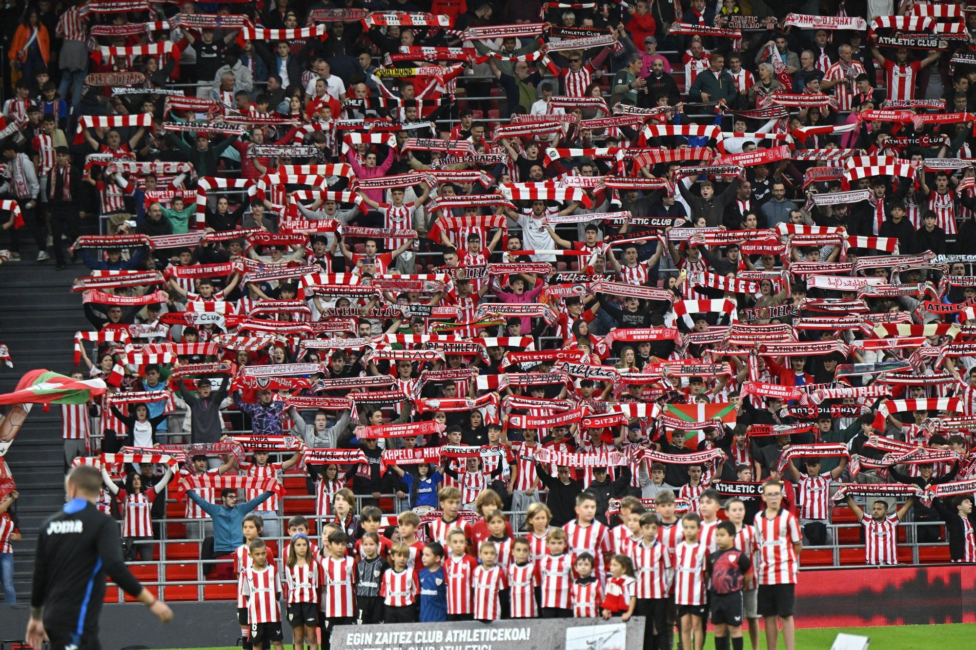 En imágenes: búscate en nuestra galería de la grada del Athletic-Getafe