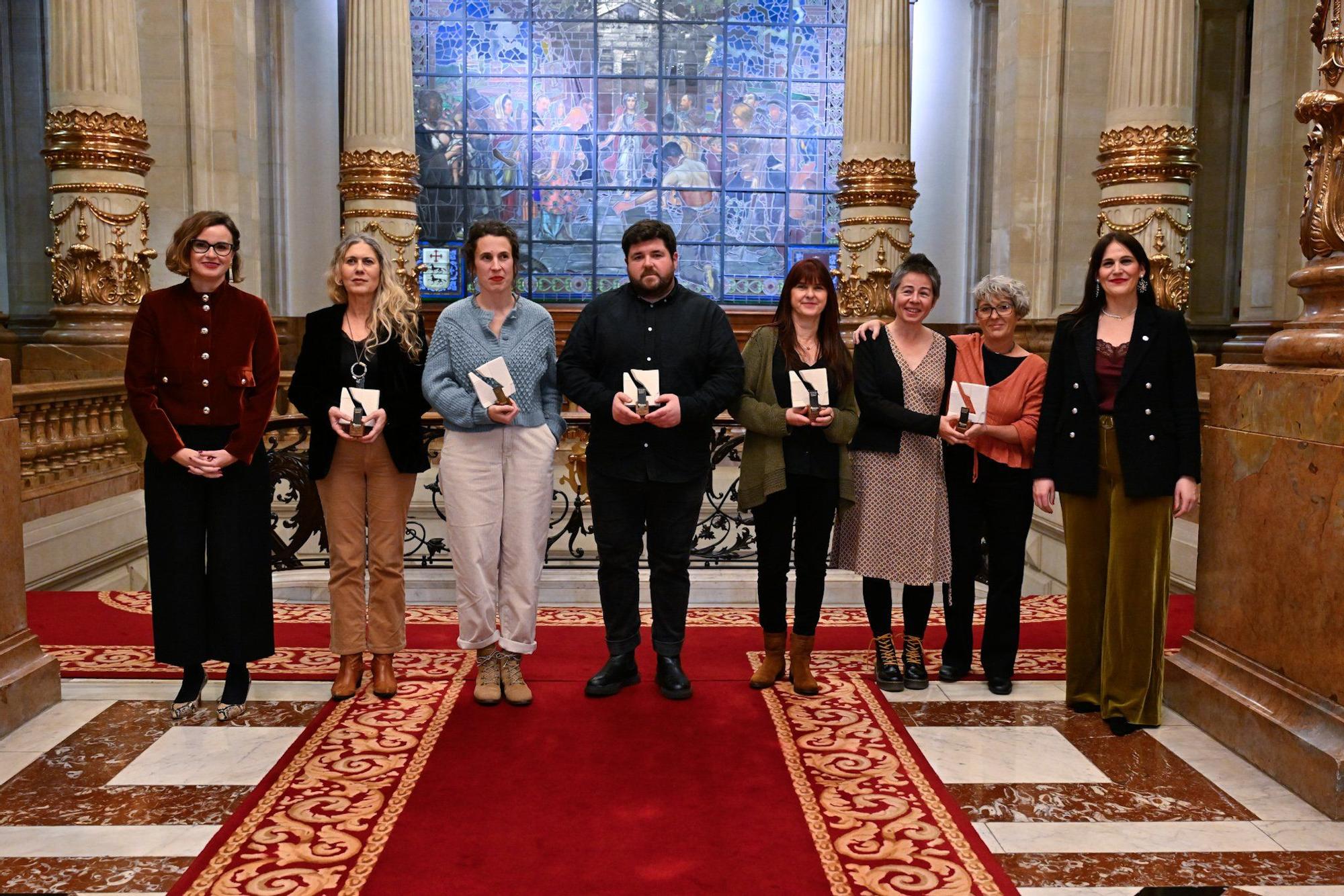 Elixabete Etxanobe, Olatz Zugasti, Ane Labaka Mayoz, Oier Plaza, Elena Sánchez, Inge Mendioroz, Idoia Garcés y Leixuri Arrizabalaga.