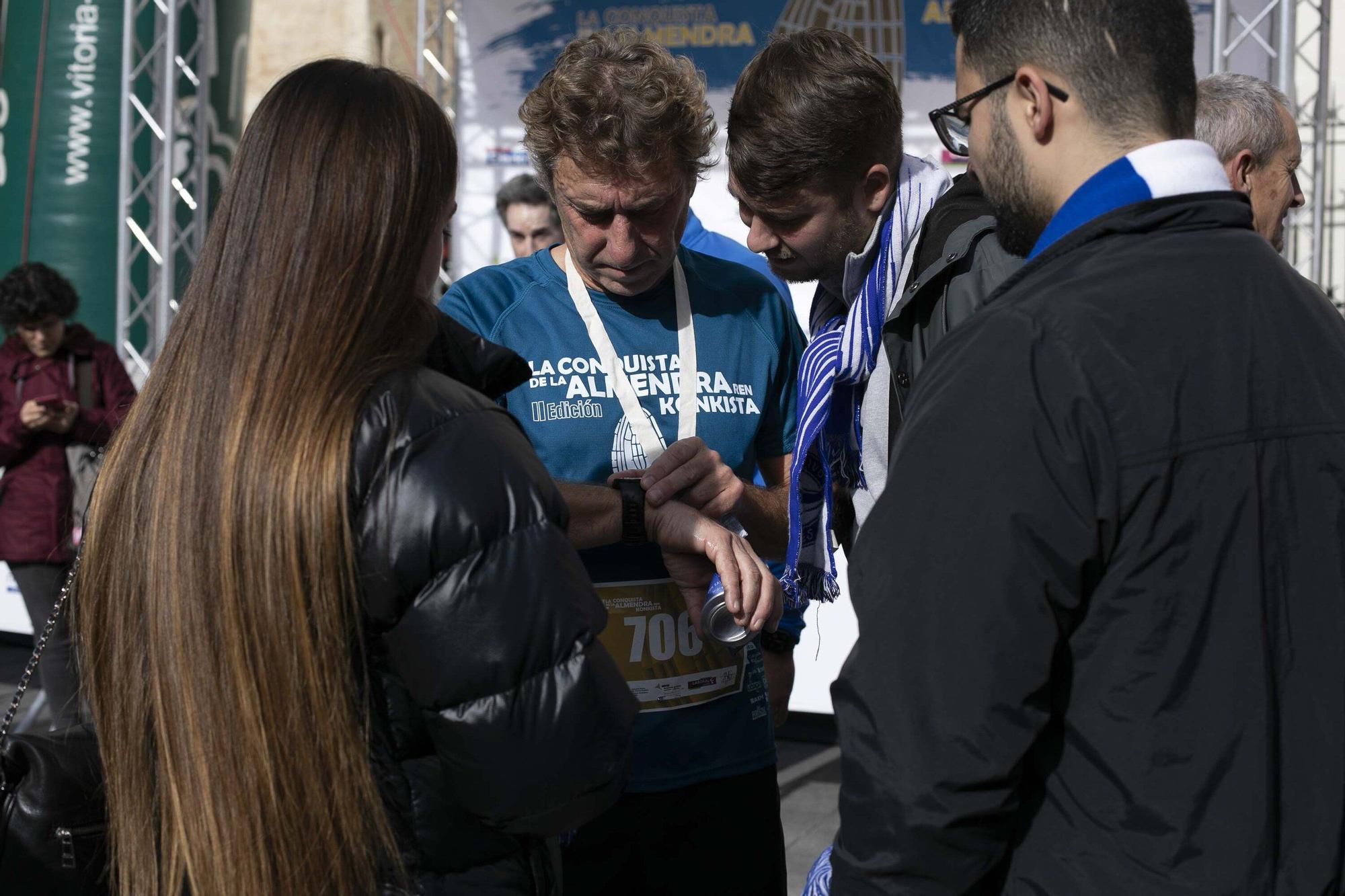En imágenes: Buen tiempo y buen ambiente en la Conquista de la Almendra (¡Búscate en las fotos!)