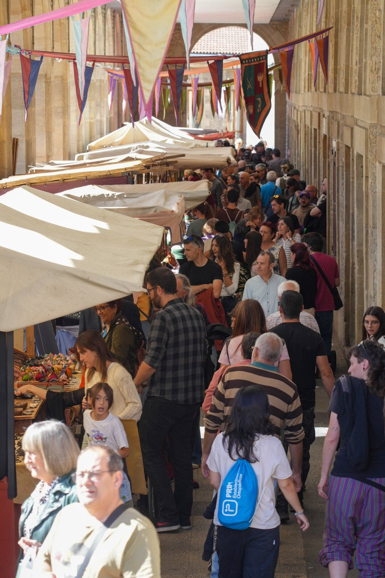 En imágenes: Segunda jornada del XXII Mercado Medieval de Vitoria
