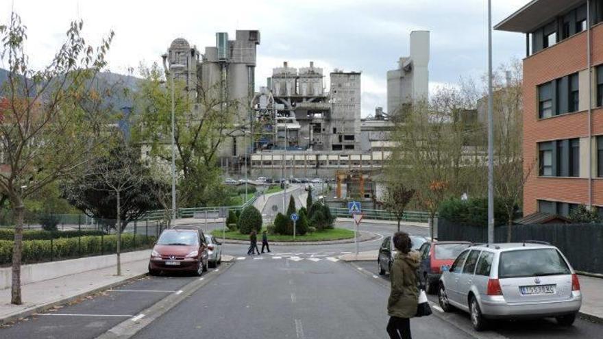 Una imagen de la planta de Cementos Lemona en Arratia.