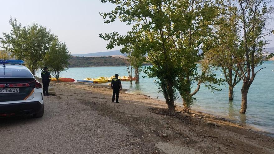 Fallece un menor de 17 años ahogado en el pantano de Alloz