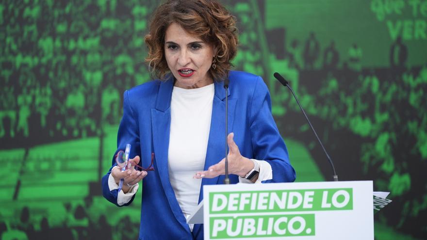 Montero avanza que Sánchez "se va a volcar" en la campaña de Andalucía