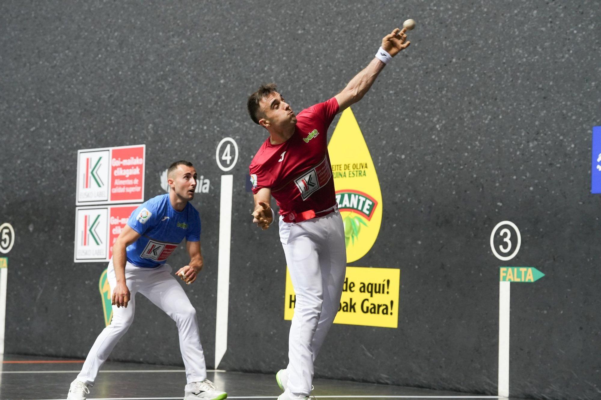 Jon Ander Peña gana a Bakaikoa en el Cuatro y Medio.