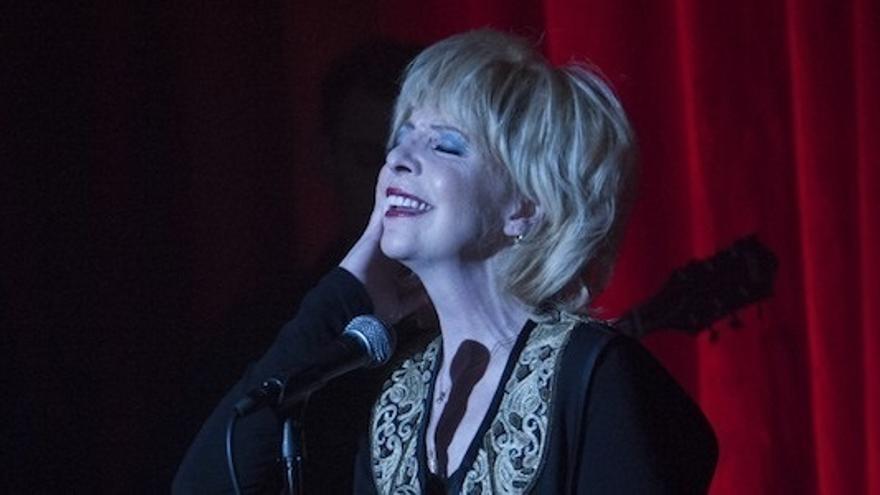 La cantante y actriz Julee Cruise.