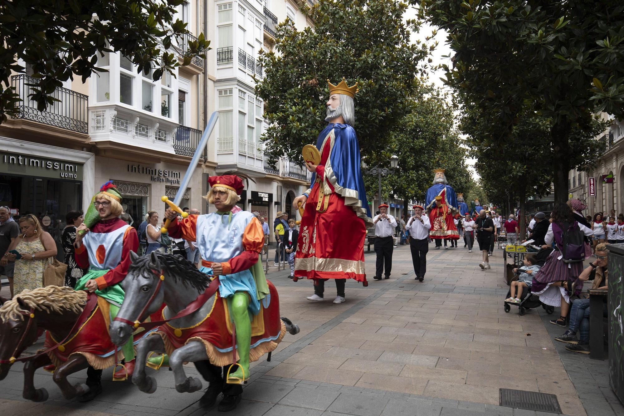 Comparsa de Cabezudos