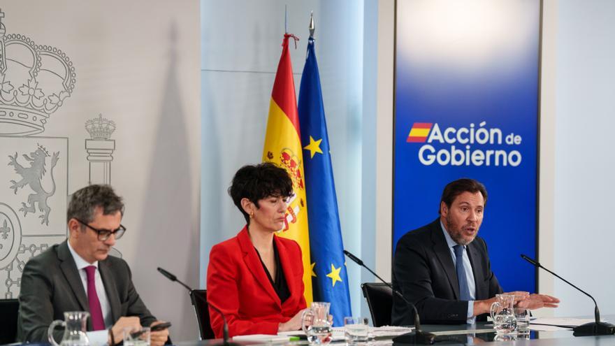 El Gobierno central cierra filas contra el auto de Peinado y sugiere una persecución política