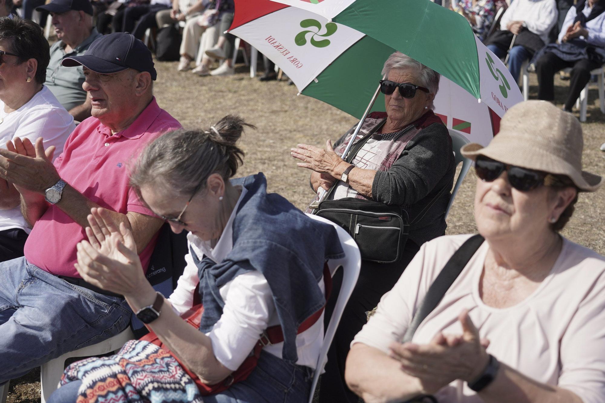 En imágenes: El Alderdi Eguna reúne a miles de jeltzales en un ambiente festivo