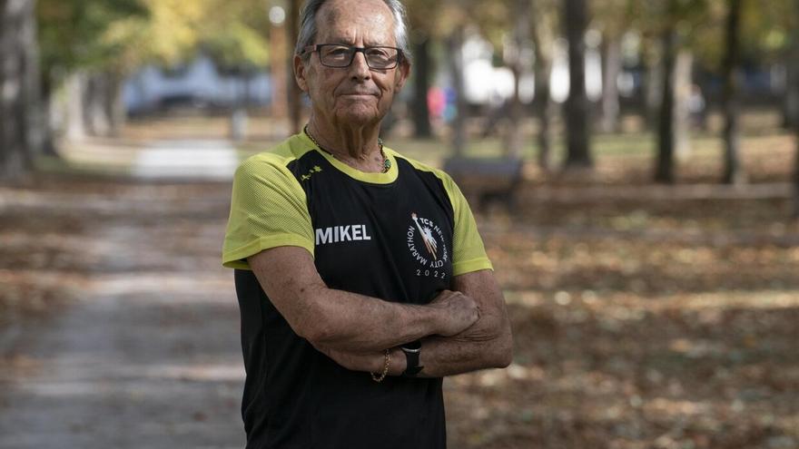 “Corro un maratón con 81 años y después de 22 sin hacerlo como homenaje a mi mujer”