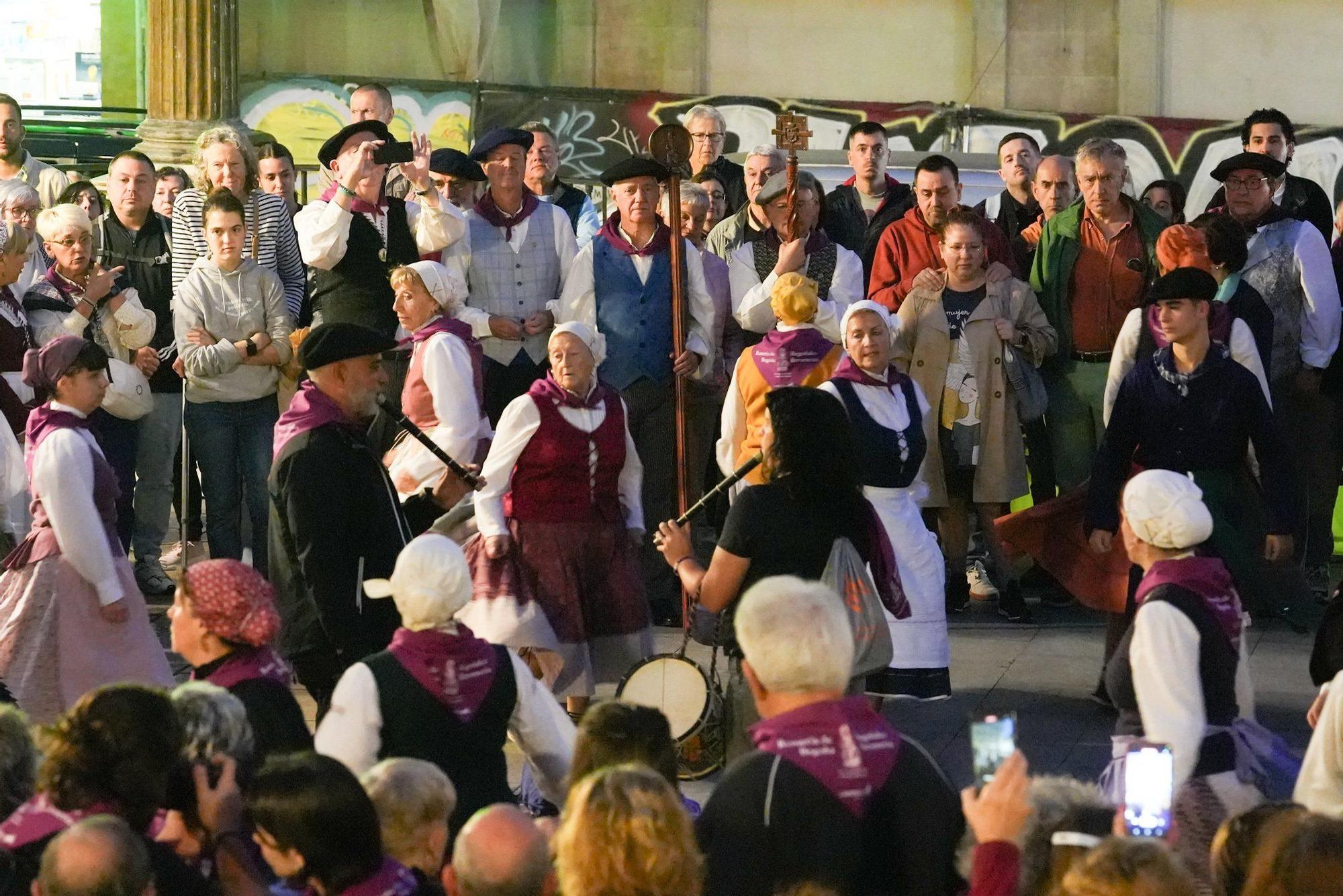 En imágenes: subida en romería a la Amatxu de Begoña
