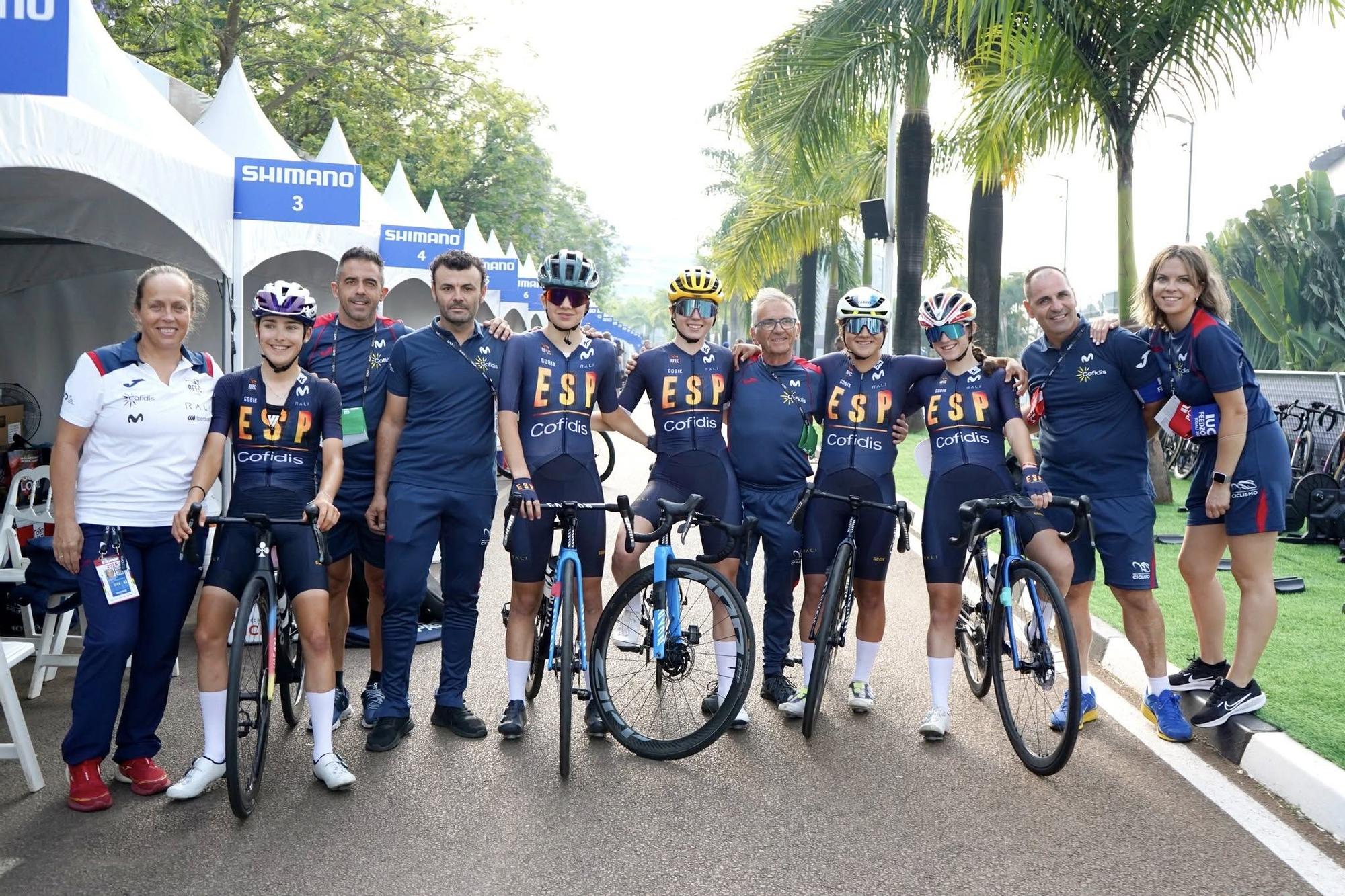 Álbum de fotos de Paula Ortiz campeona del mundo de ciclismo júnior