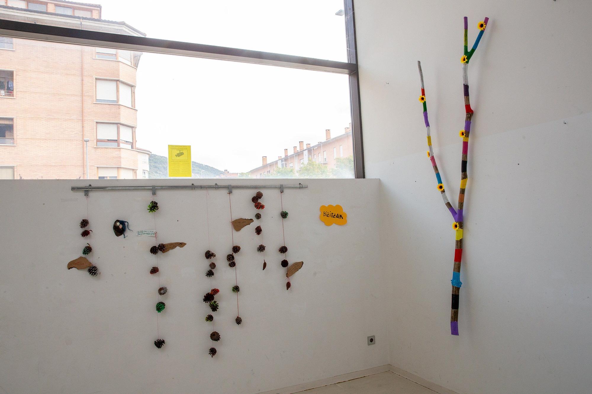 Exposición de SOS Racismo en Berriozar