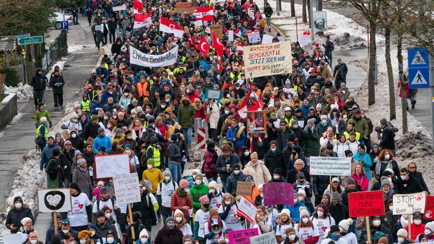 Austria pone fin al confinamiento para la población vacunada