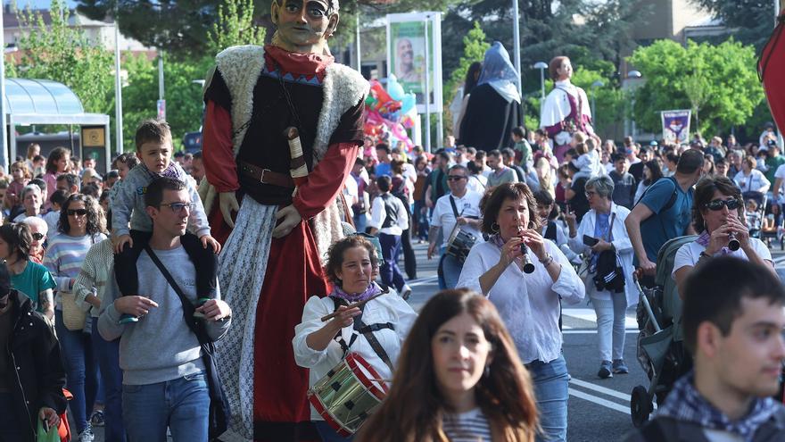 Fotos del cohete de fiestas de la Txantrea