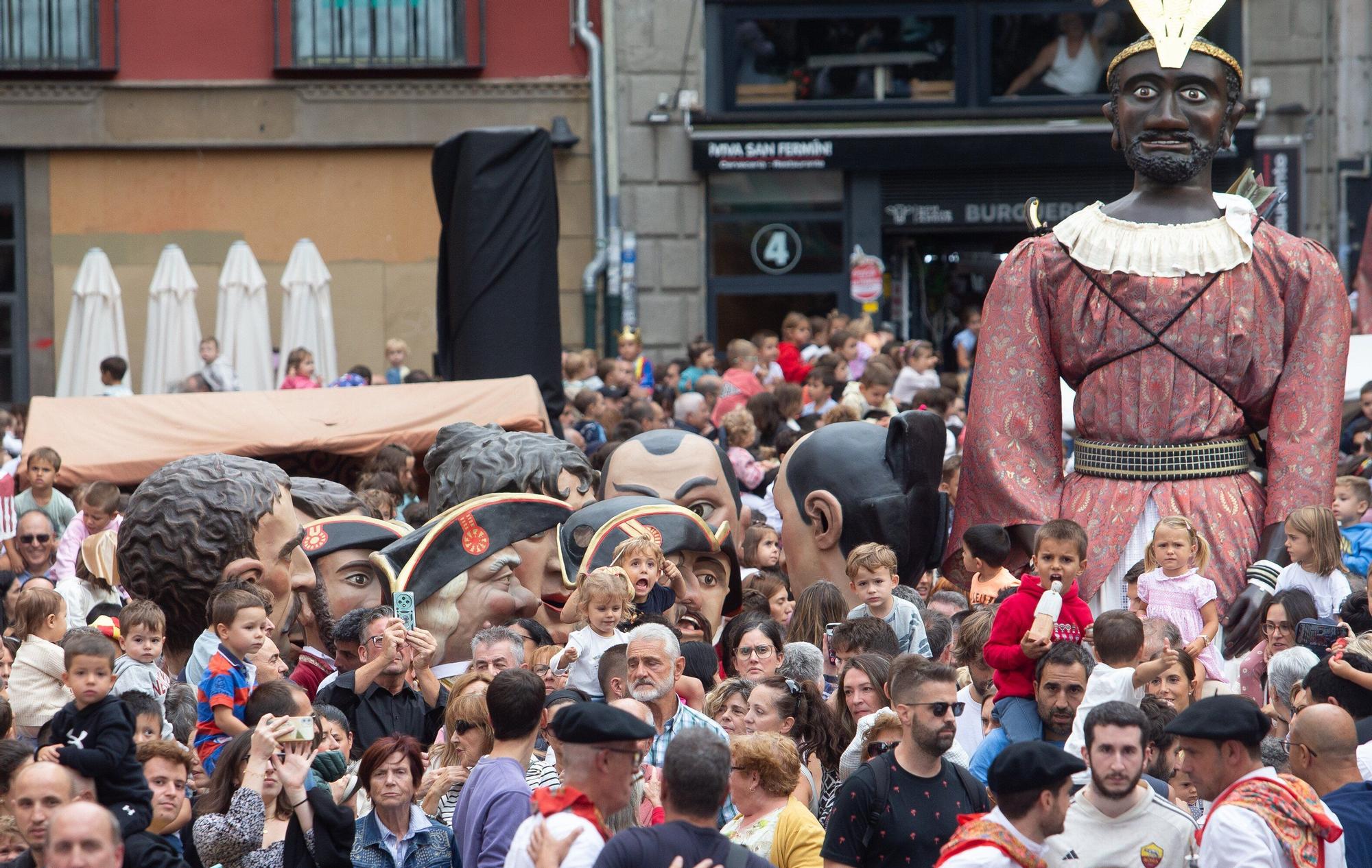 Fotos de la Comparsa de Gigantes