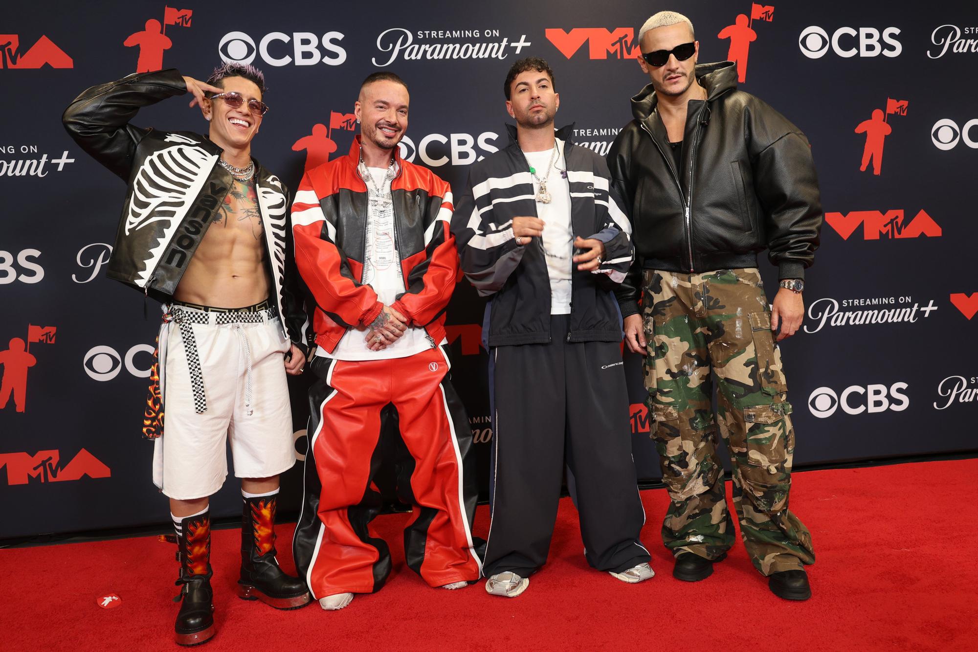 Lady Gaga se corona como artista más premiada y Ricky Martin hace historia en los MTV VMAs 2025 ganando el primer premio Latin Icon