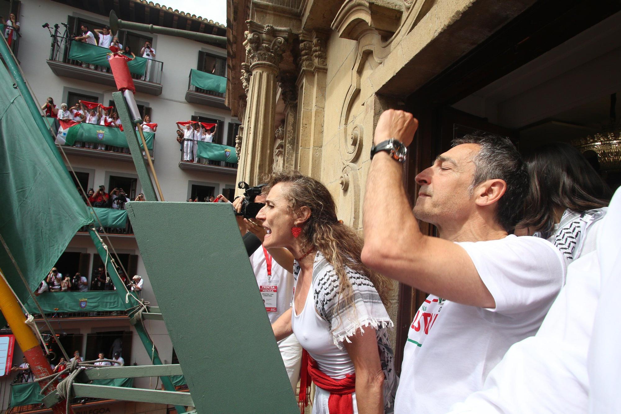 Fotos del  Chupinazo de San Fermín 2025 en Pamplona: ¡La fiesta más internacional se enciende con un grito solidario por Palestina!