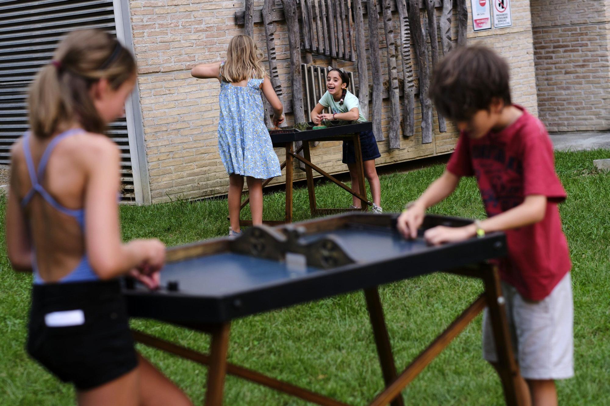 Fotos de los juegos infantiles del Palacio de Ezpeleta