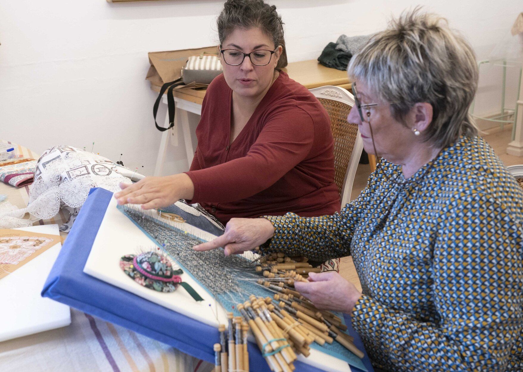 Rebeca Bartolomé con una de sus alumnas.