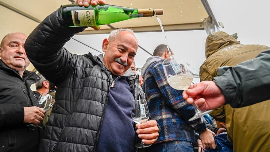 Fotos | Gran ambiente en Getaria en el Txakolin Eguna 2026