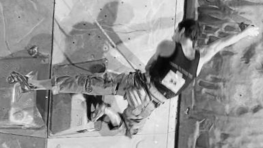 Patxi Usobiaga y Adam Ondra se juegan hoy el título