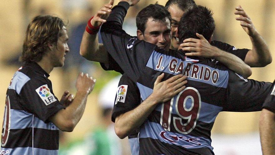 Pasado en La Cartuja: Javi Garrido alimentó la esperanza, pero al final la Real no pudo eludir el descenso