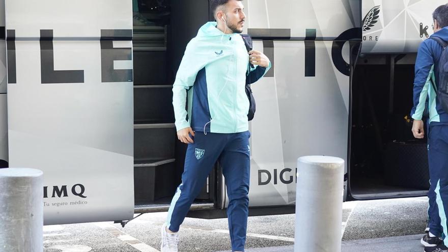 En imágenes: el Athletic pone rumbo a Yeda