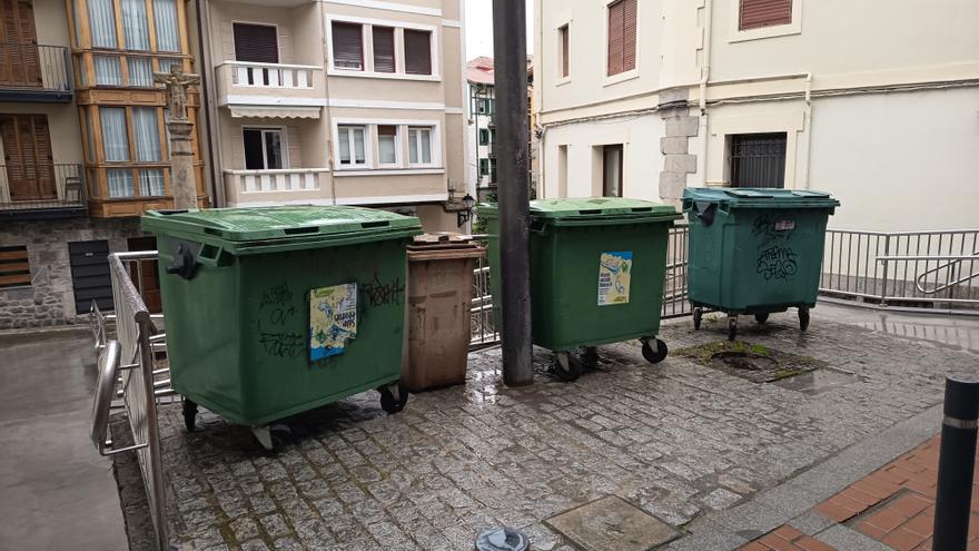 Mundaka licita el servicio de limpieza viaria y basuras