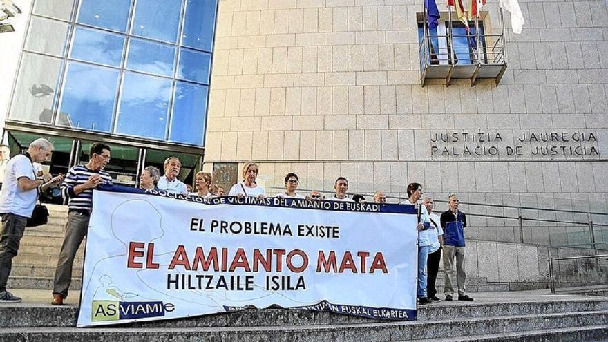 Desestiman una demanda por amianto a la familia de un operario muerto por cáncer pulmonar