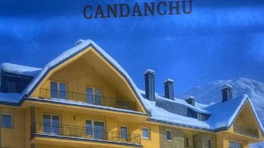 Una inmobiliaria anuncia un apartamento en Candanchú sin darse cuenta de la chapuza que ha hecho la IA