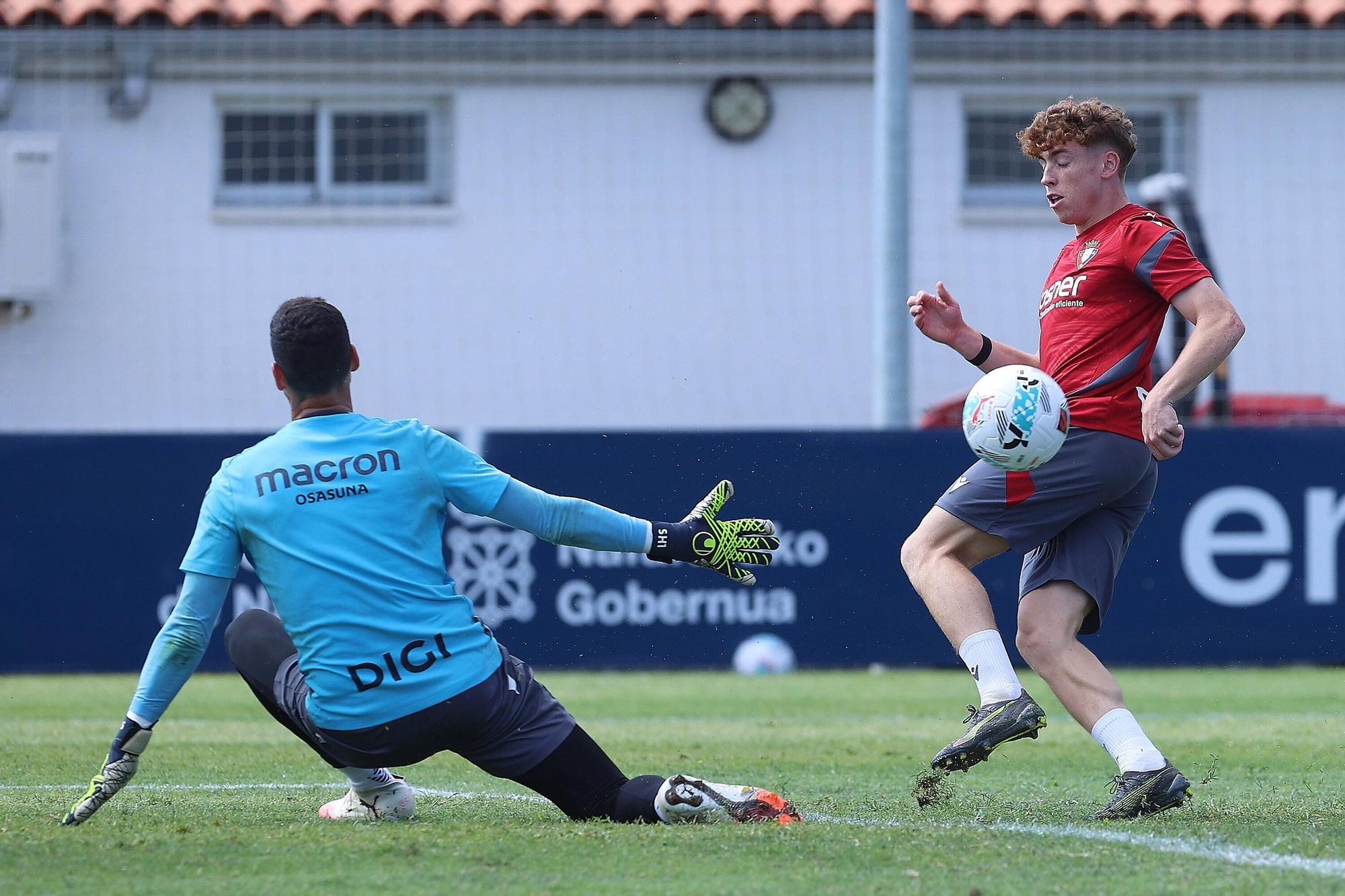 Fotos del entrenamiento de Osasuna (25/07/2025)