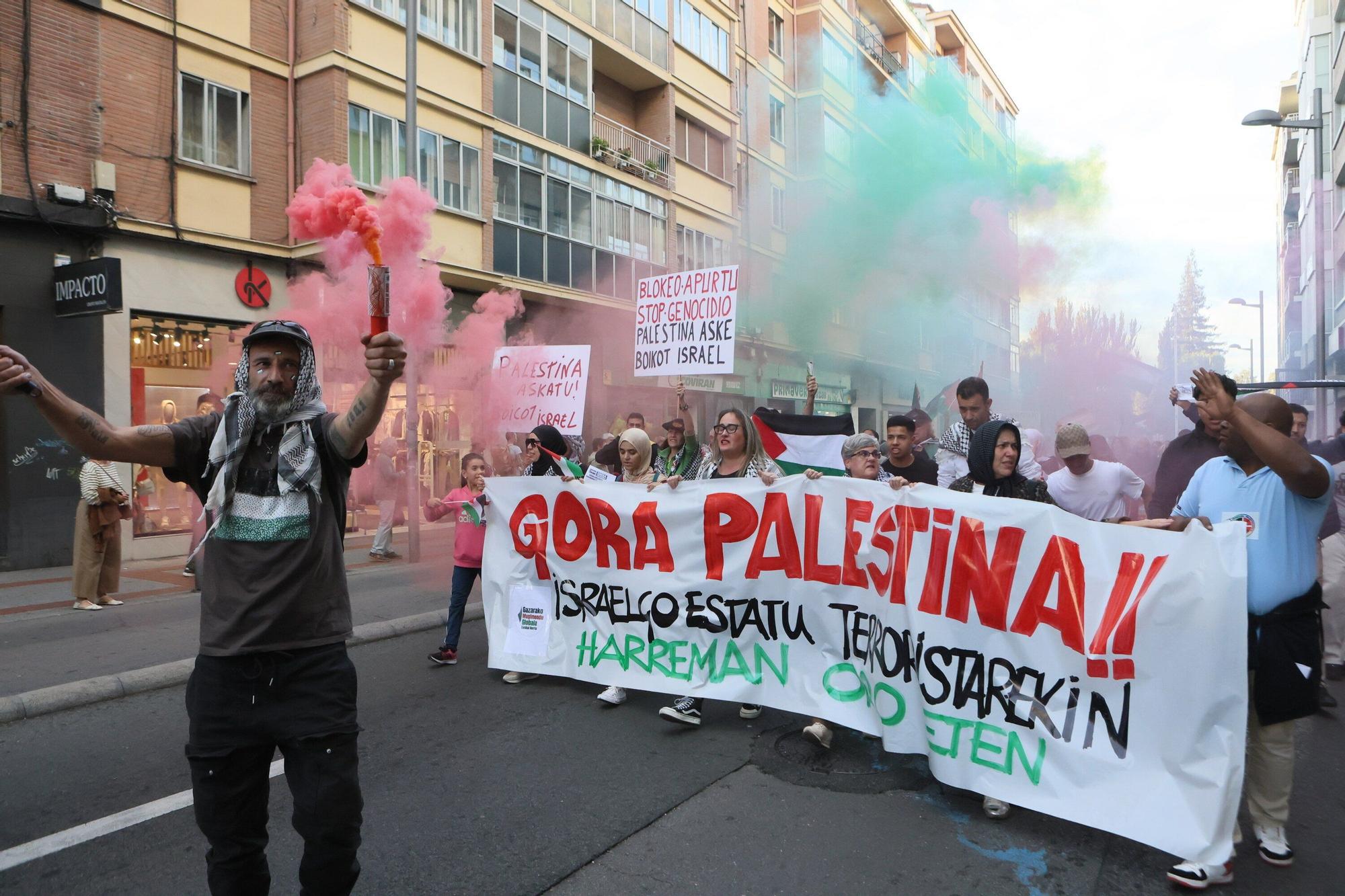 En imágenes: Vitoria protesta contra el genocidio en Gaza