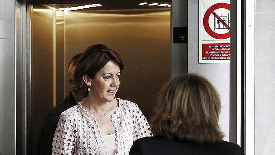 Barcina, dispuesta a modificar la legislación si Osasuna lo necesita para no descender a Segunda B