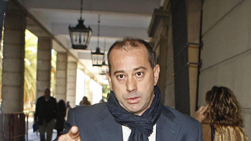 La juez rechaza archivar la causa contra el exfutbolista &#039;Pizo&#039; Gómez por los ERE fraudulentos
