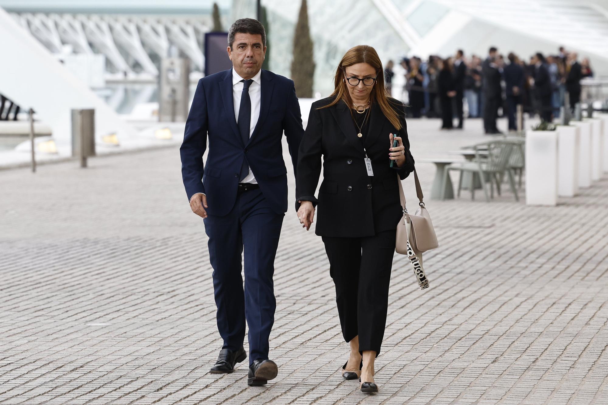 Comienzan a llegar los asistentes al funeral de Estado para las víctimas de la dana