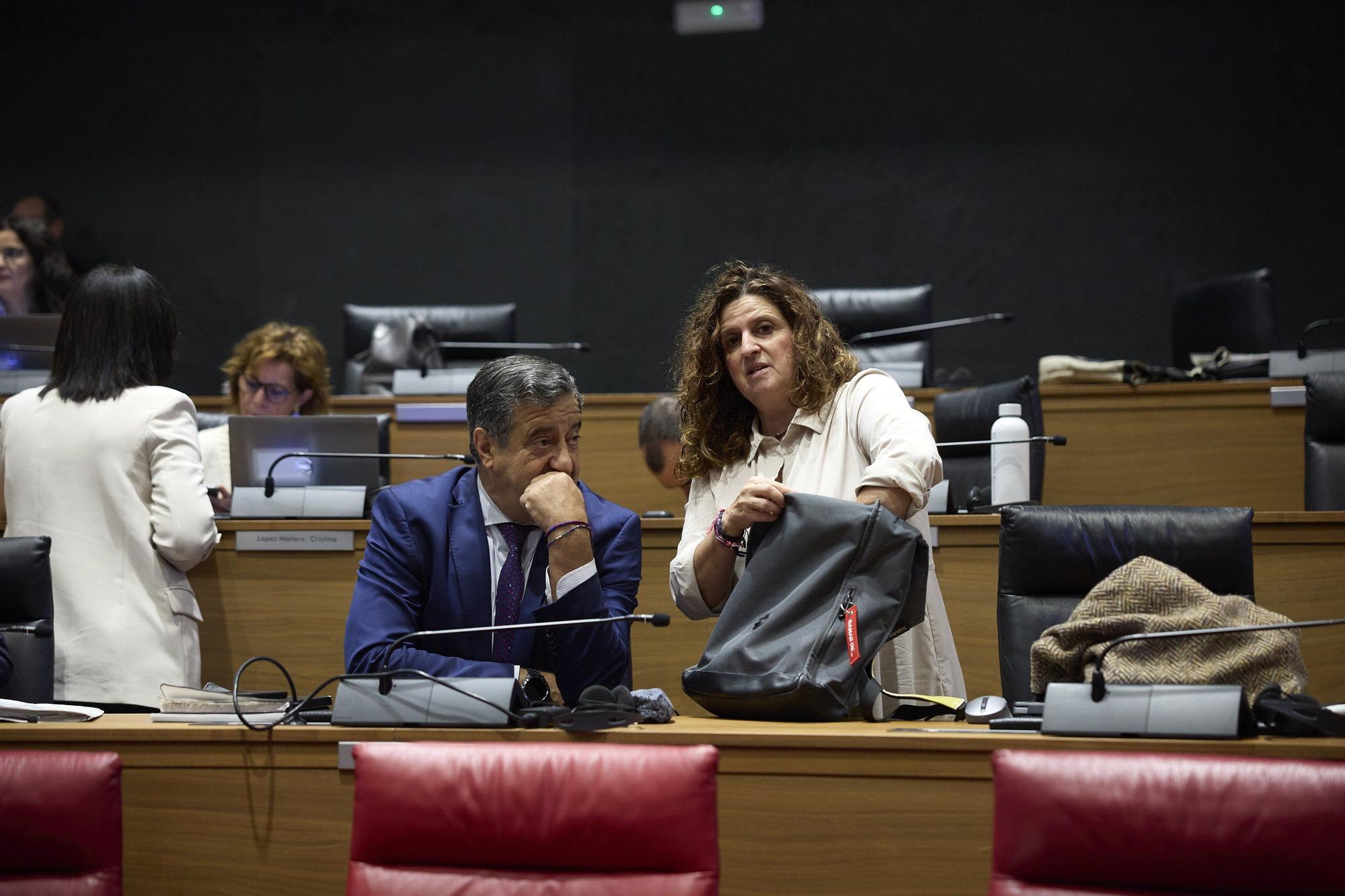 Fotos del pleno del Parlamento de Navarra del jueves 30 de octubre