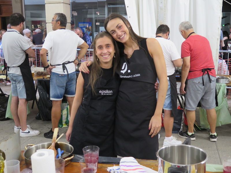 Los urretxuarras lo dan todo en las fiestas de Santa Anastasia