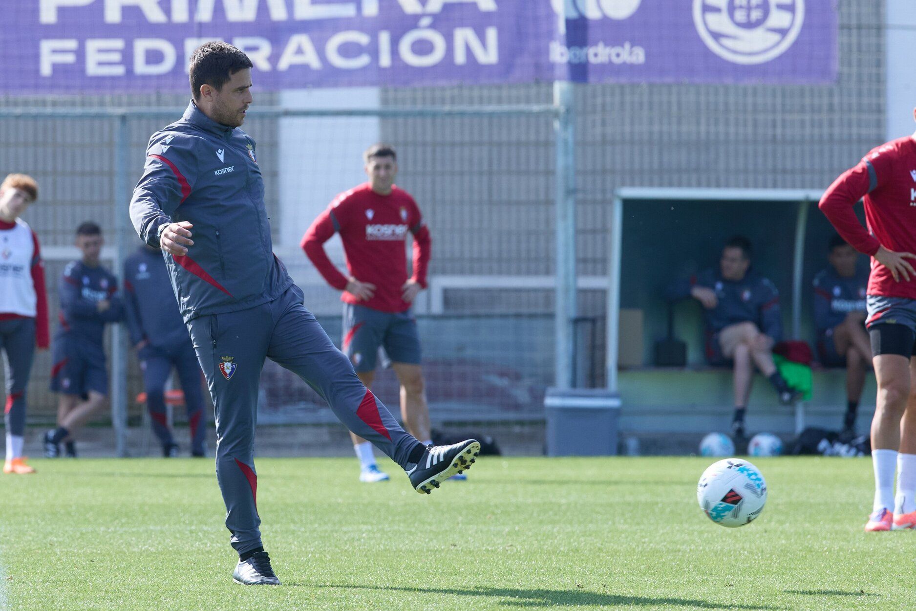 Fotos del entrenamiento de Osasuna (27/09/