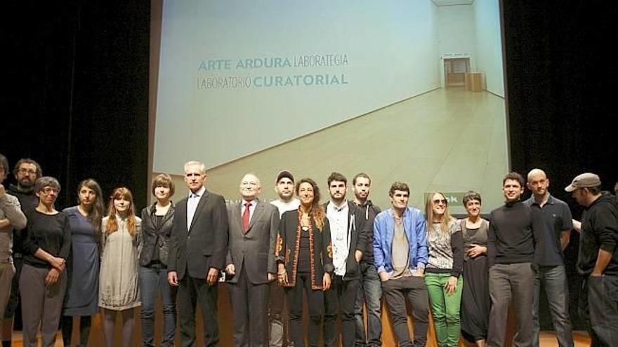 Komisario eta aditu gazteak sustatuko ditu Guggenheimek