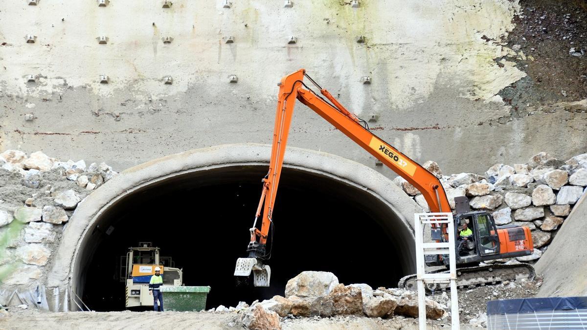 Obras para adecuar los túneles de Belate a la normativa europea.