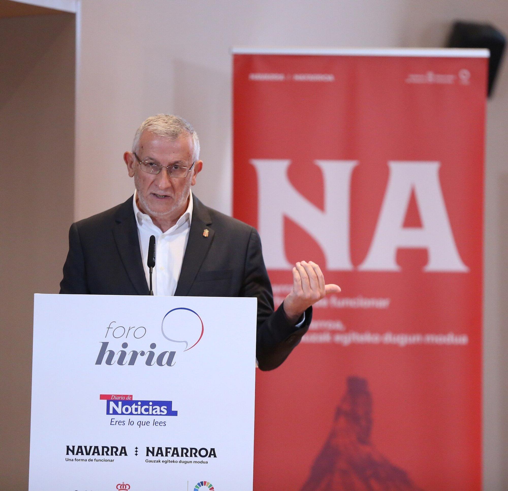 Fotos del Foro Hiria 'Participa Navarra: desafíos y oportunidades'