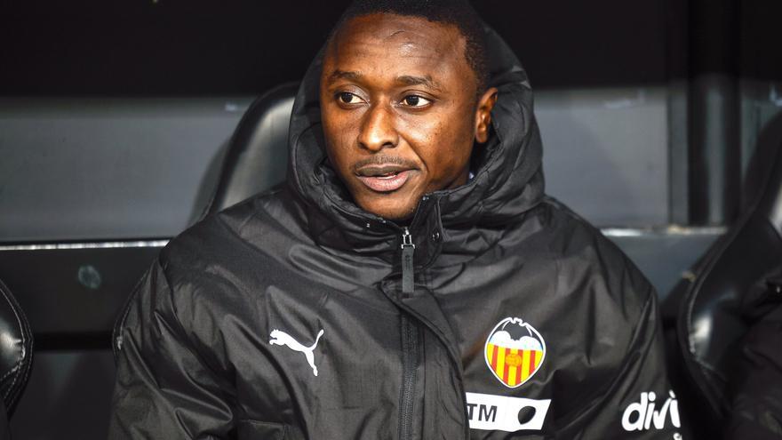 Mestalla ovaciona a Sadiq, pero el Valencia no gana