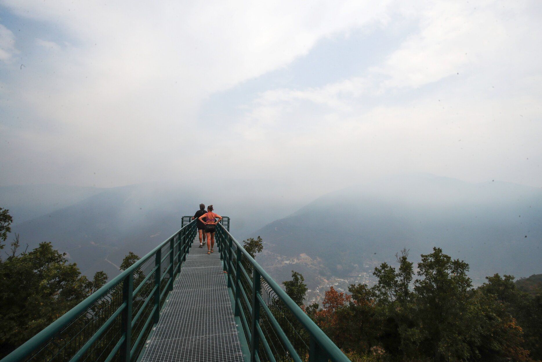 Las Médulas, arrasadas por el fuego: un paisaje desolador