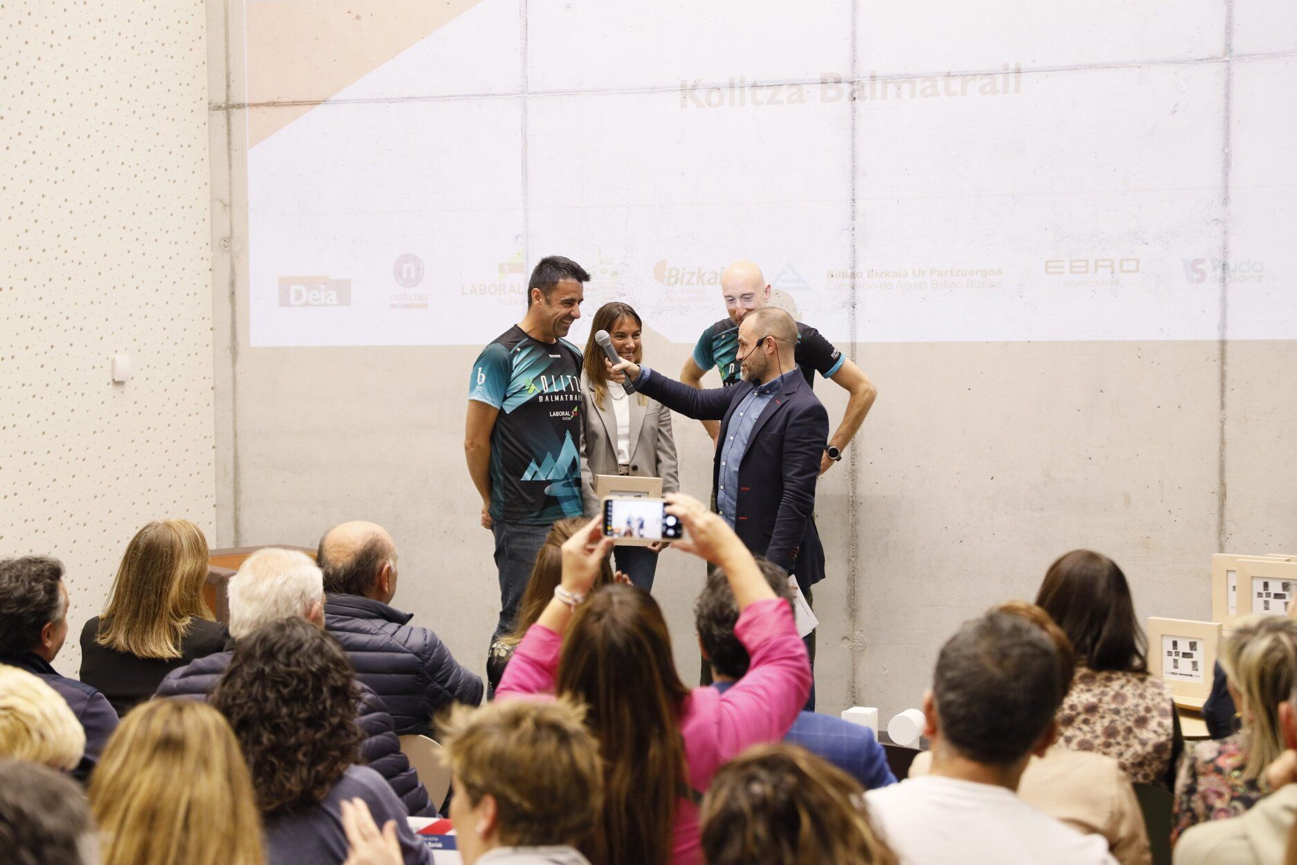 En imágenes: Así ha sido la gala DEIA Laboral Kutxa Hemendik Sariak de Enkarterri