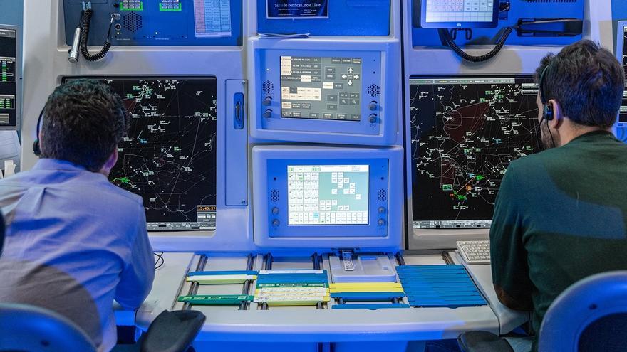 La huelga indefinida de controladores arranca este viernes y afectará a nueve aeropuertos