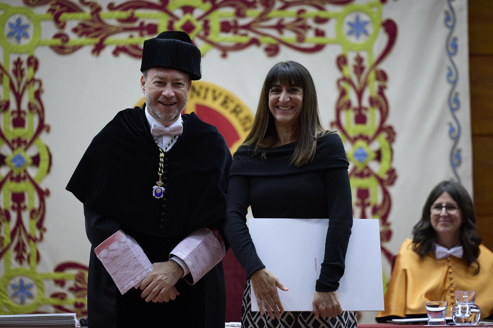 Fotos del homenaje de la UPNA a las personas que llevan 25 años trabajando en la Universidad